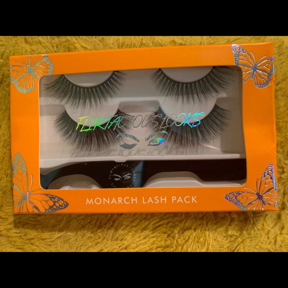 Flirtatious Looks Monarch Lash Pack